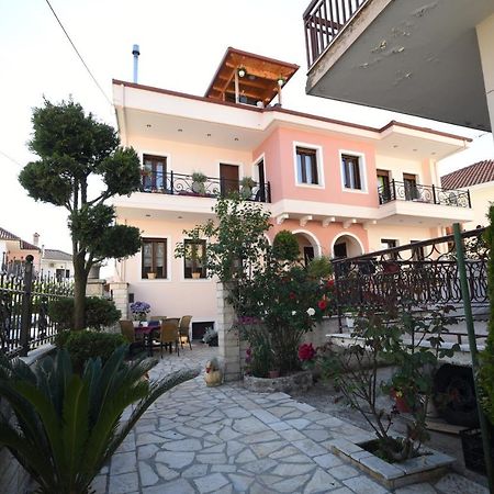 In The Castle - House Apartment Ioannina Luaran gambar