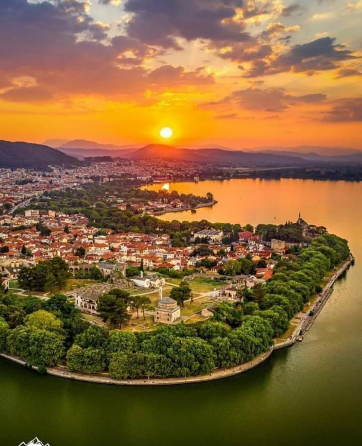 In The Castle - House Apartment Ioannina Luaran gambar